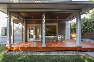 Building Photo - Beautiful Green Hills 4 BD 3 1/2 BA Home W...