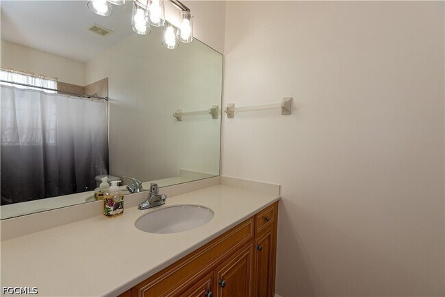 Building Photo - 14081 Bently Cir