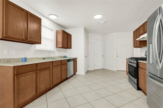Building Photo - 21818 Westfield Ridge Dr