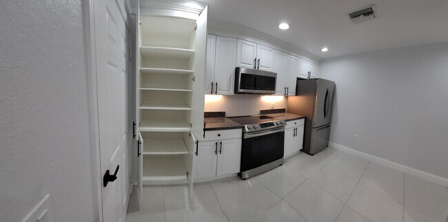 Building Photo - 1772 N Dovetail Dr