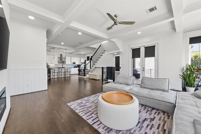 Building Photo - 1303 Upland Retreat Dr