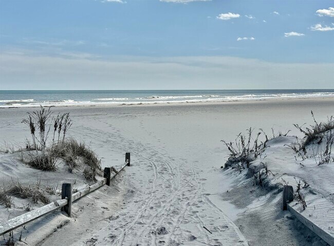 Building Photo - 100 S Frontenac Ave