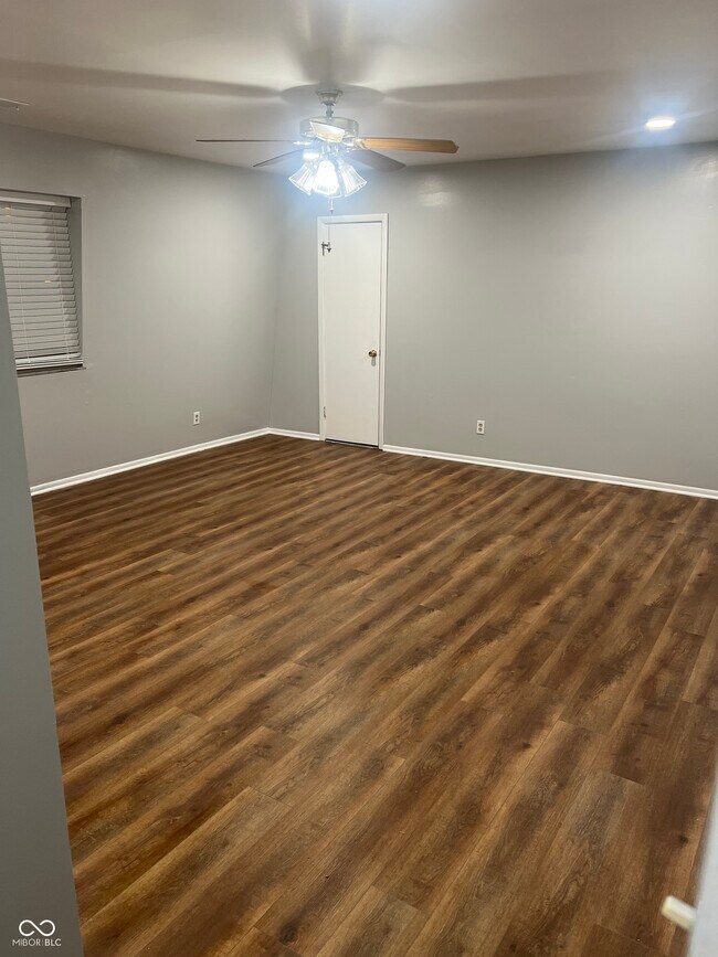 Building Photo - 311 Elmead Ct