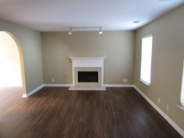 Building Photo - 2990 Buckner Ln