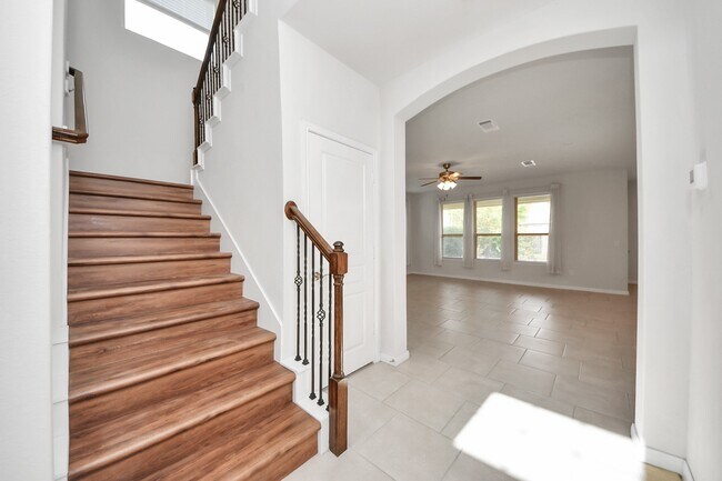 Building Photo - 5118 Kingship Ct