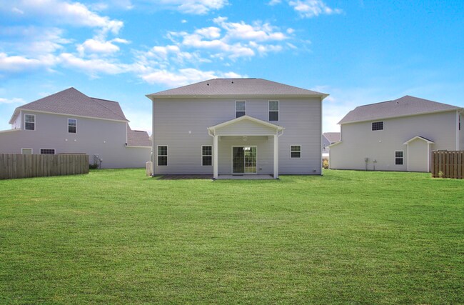 Building Photo - 879 Stormy Gale Ln