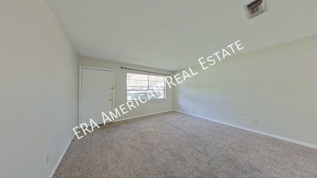 Building Photo - 101 Akron St