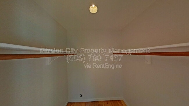 Building Photo - 721 Eucalyptus Ave