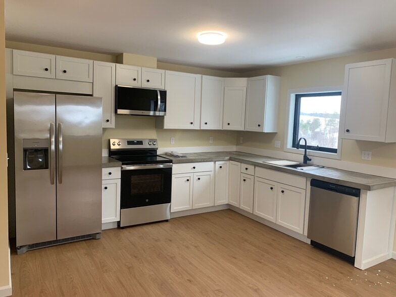 Kitchen - 1177 Main St