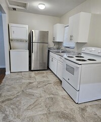 Building Photo - Apartments Available Now