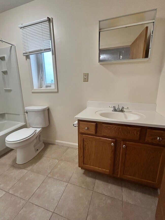Interior Photo - Silver Towers