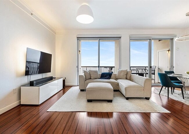 Building Photo - 3333 Allen Pkwy