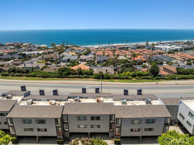 Building Photo - 446 Palos Verdes Blvd
