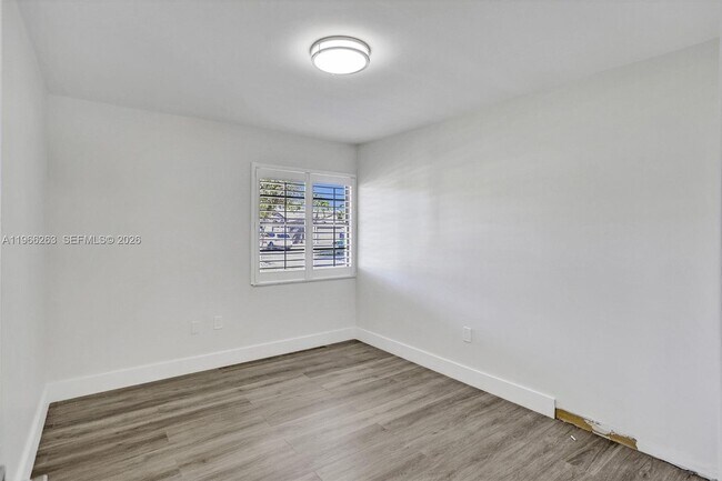 Building Photo - 12020 SW 93rd St