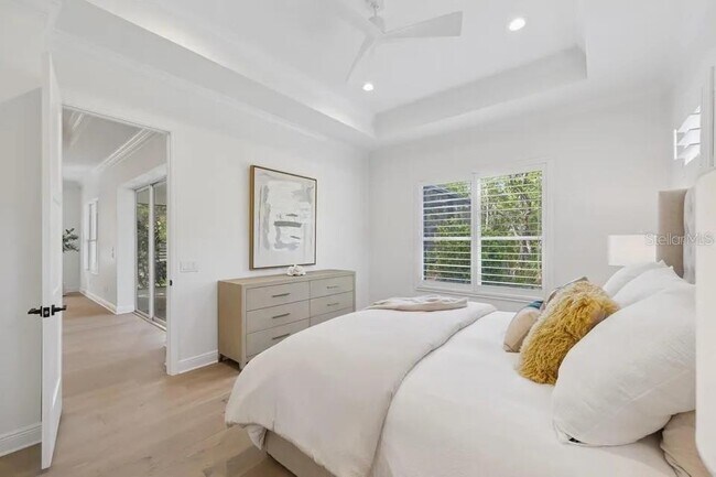 Building Photo - 7346 Edenmore St