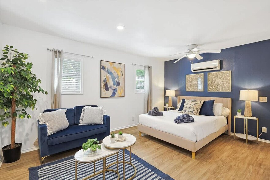 Building Photo - 329 Blandin St