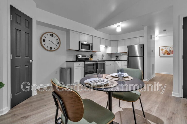 Building Photo - 7008 Erie Rd