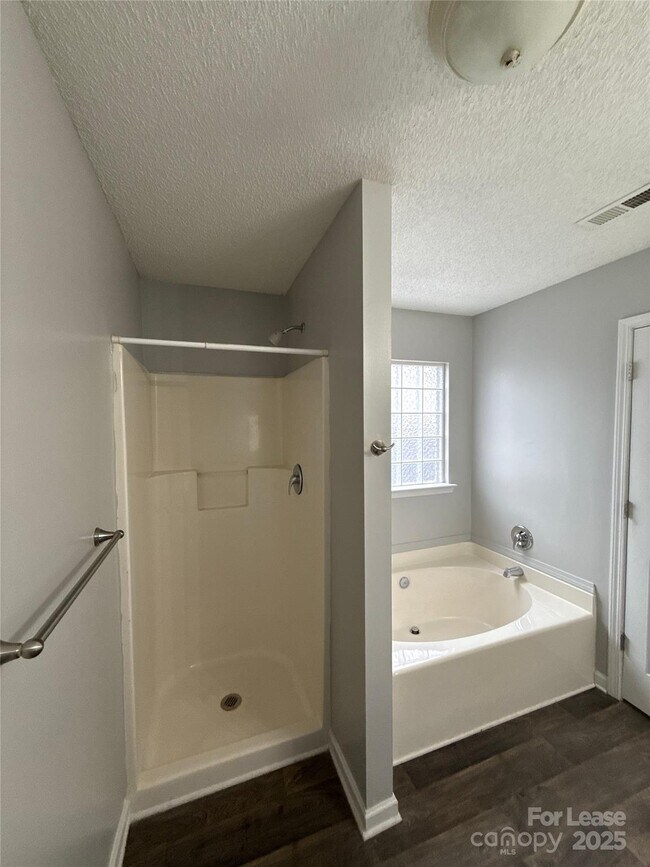 Building Photo - 6018 Patric Alan Ct