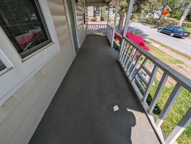 Building Photo - 429 Pennsylvania Ave