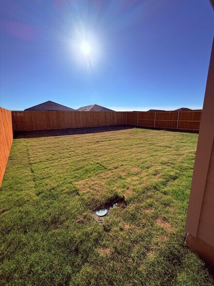 Building Photo - 419 Shearwater Ave