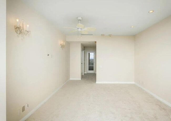 Building Photo - 9255 Doheny Rd