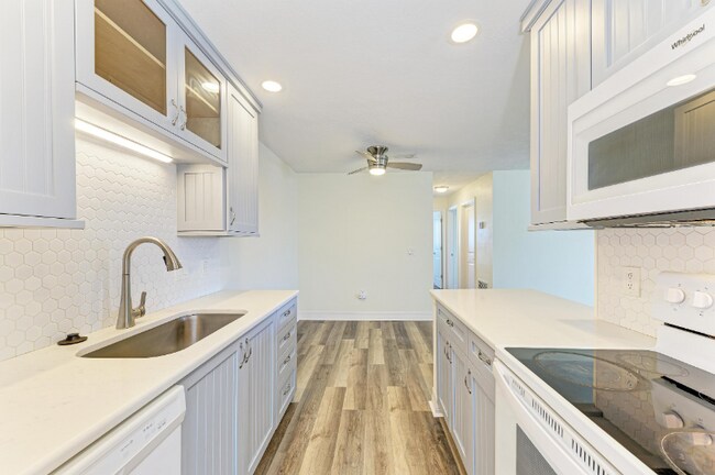 Building Photo - 616 Guild Dr