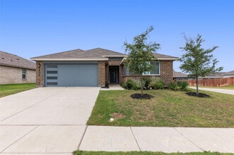 Building Photo - 1533 Frst Pk Dr