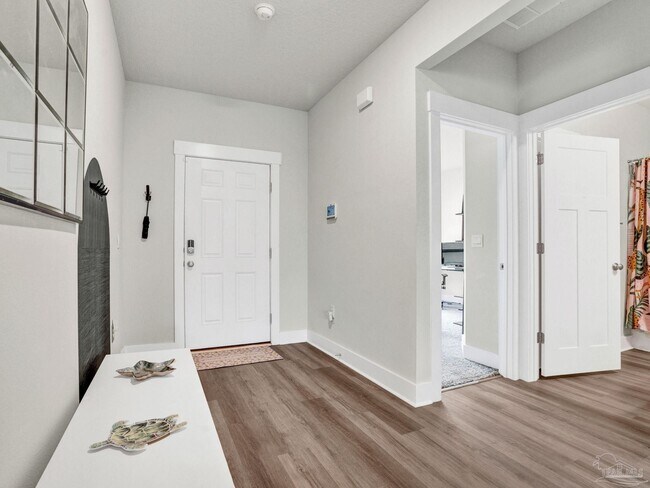 Building Photo - 3962 Whitetail Ln