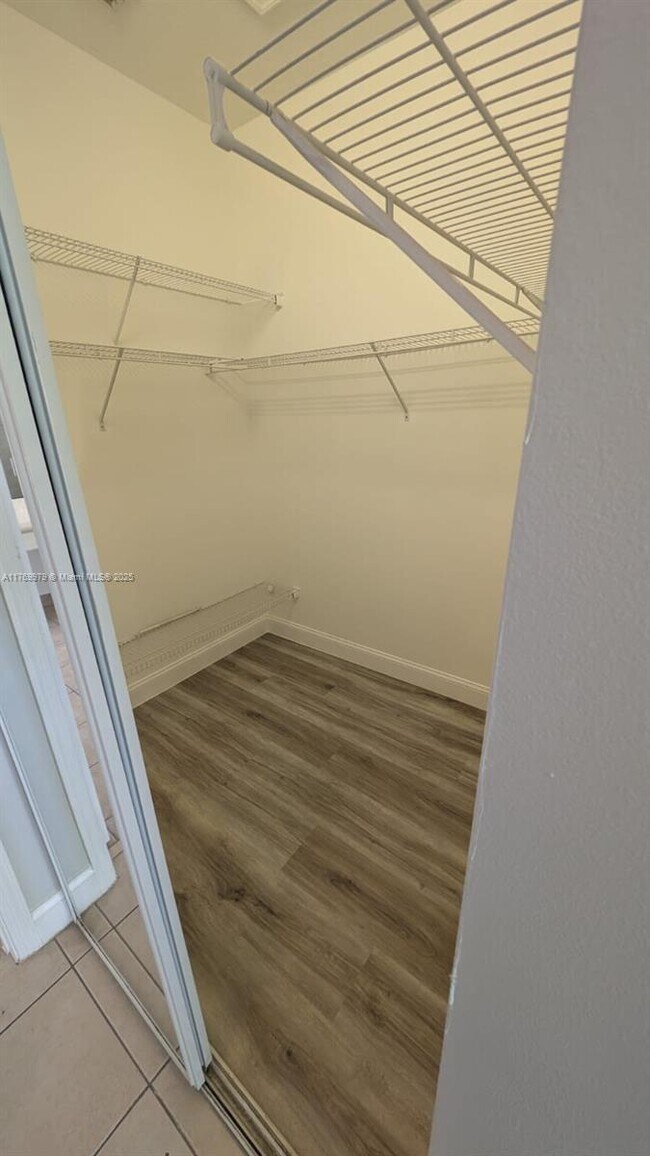 Building Photo - 325 Mulberry Grove Rd