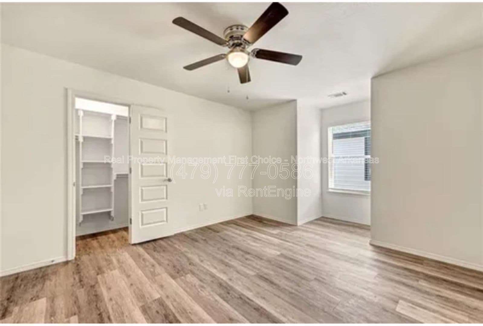 Building Photo - 998 S Benchmark Ln