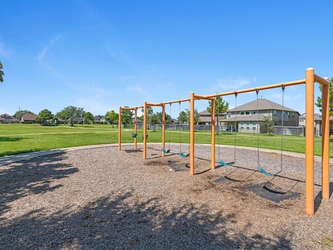 Building Photo - 18419 Windy Knl Wy