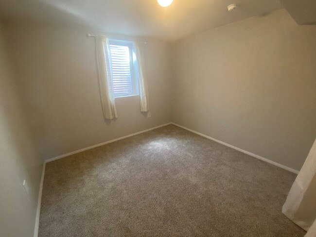 Building Photo - Four bedroom, two bathroom lovely brick ho...