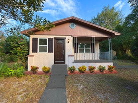 Building Photo - 2325 Westover Dr