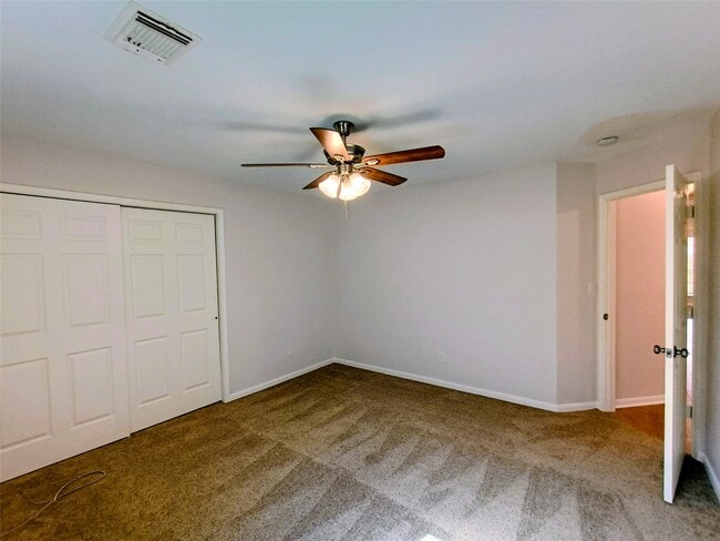 Building Photo - 1512 Pine Ridge Ln