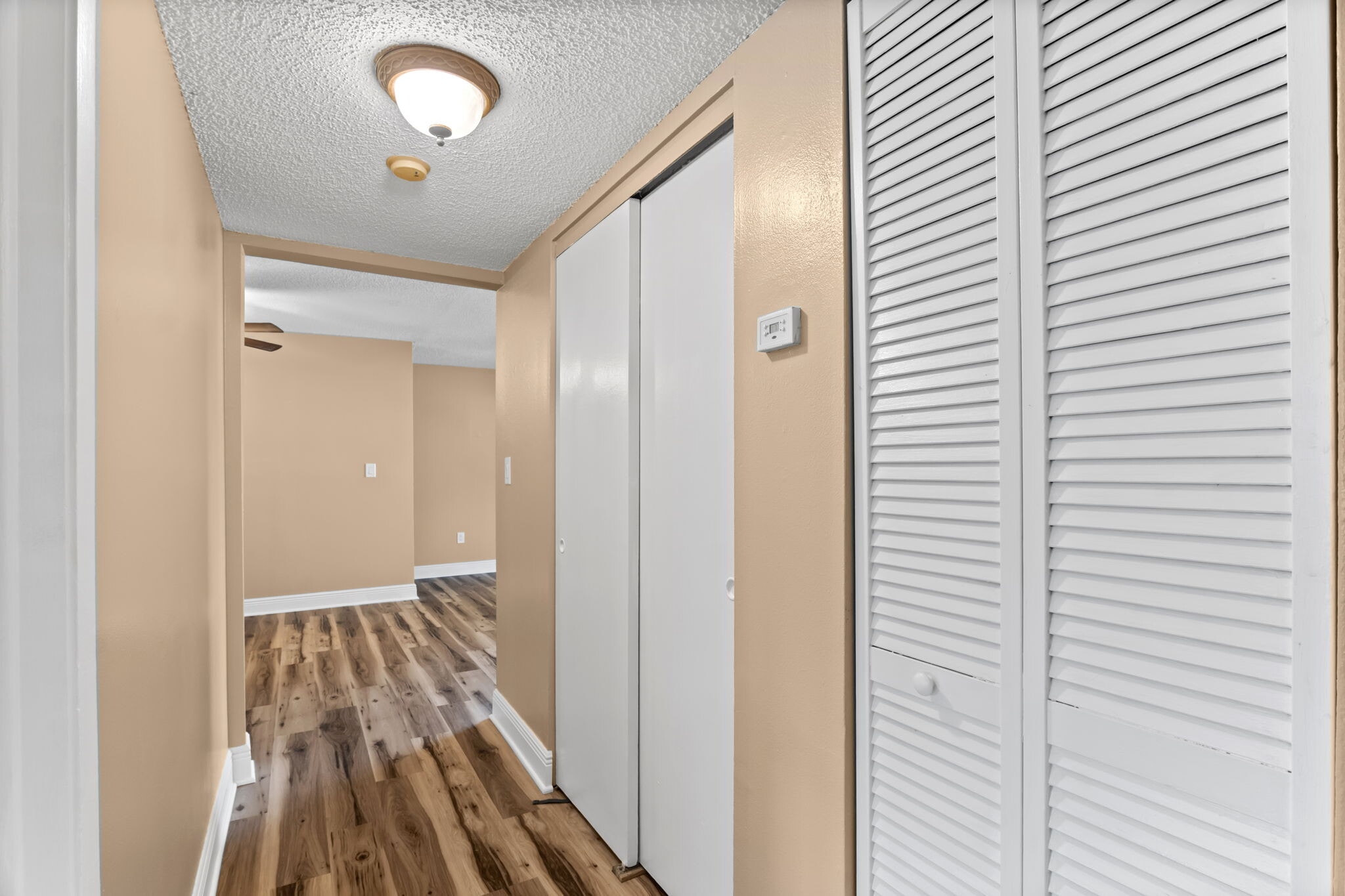 Building Photo - 252 Ulster Ln
