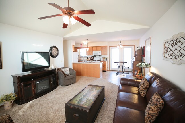 Building Photo - Crossings at Bellbrook