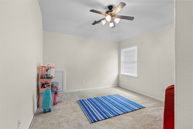 Building Photo - 6407 Pine Rest Dr