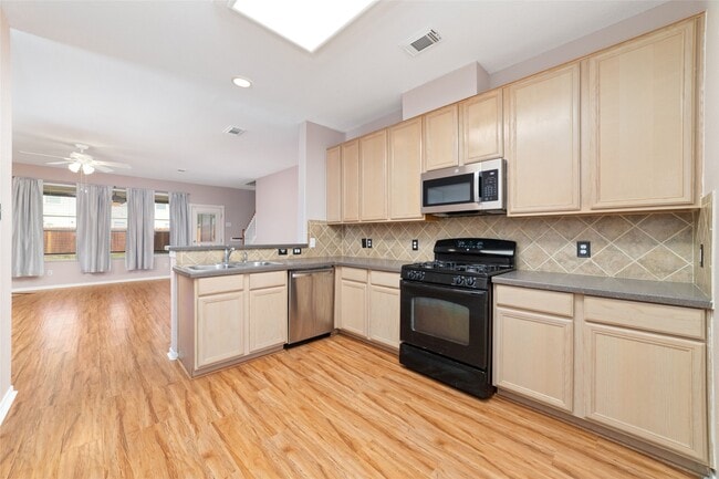 Building Photo - 2707 Youpon Lake Ct