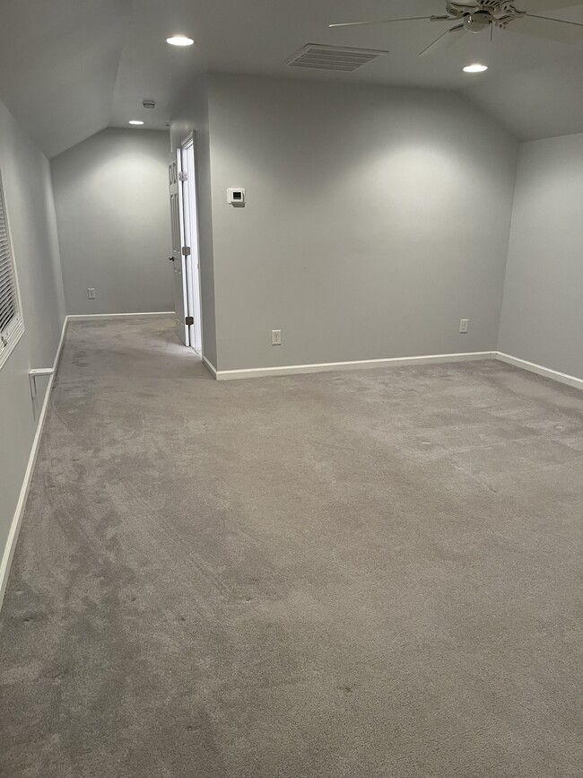 Bedroom - 2nd Fl - 8008 Appaloosa Ln
