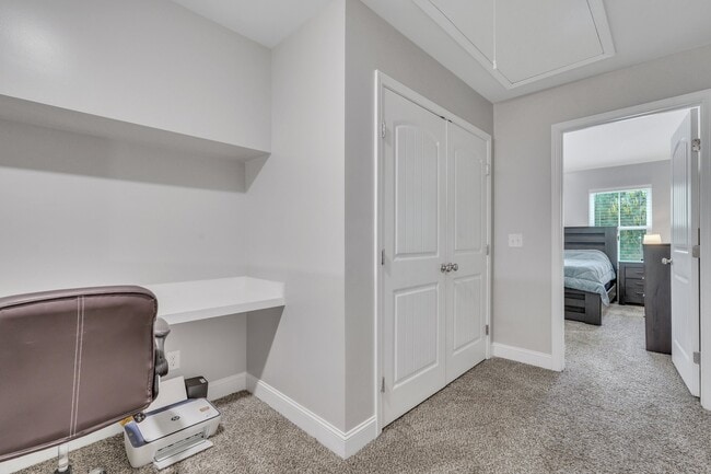 Building Photo - 174 Horizon Ln