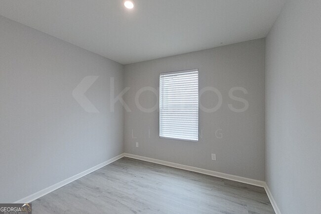 Building Photo - 2814 Jordan Ave
