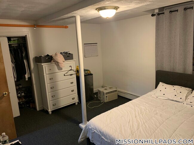 Building Photo - 61 S Huntington Ave