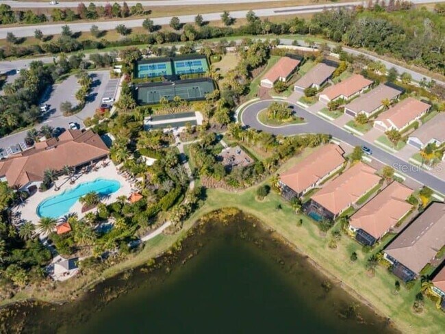 Building Photo - 5636 Cantucci St