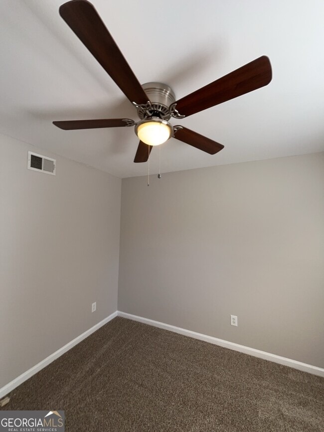 Building Photo - 2693 Seneca Trail NW