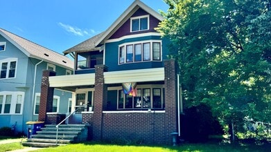 Building Photo - 1008 Worden St SE