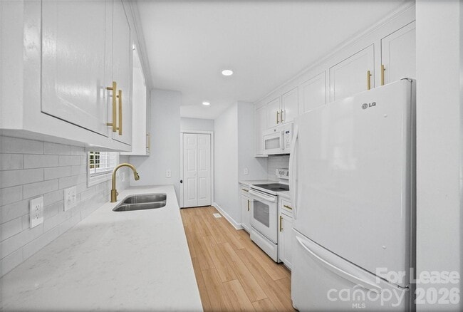 Building Photo - 425 Griggs Rd