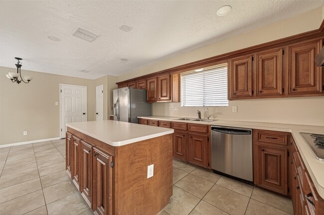 Building Photo - 14703 Stanbridge Dr