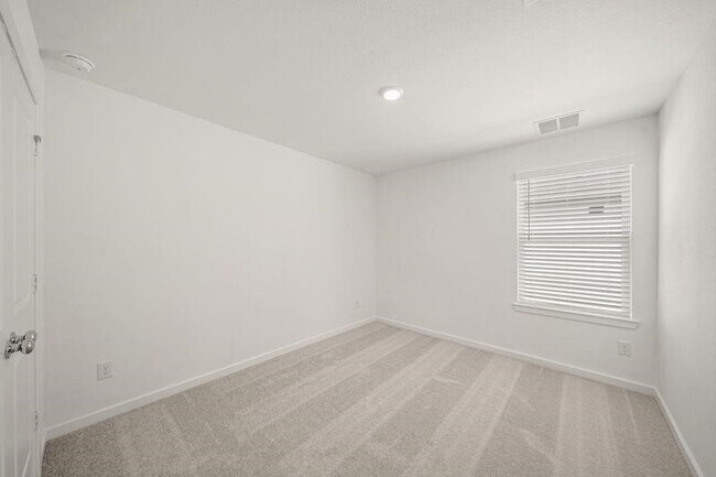 Building Photo - 9630 Haven Bend Ln