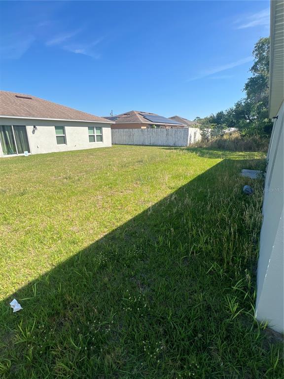 Building Photo - 46 Willow Ln