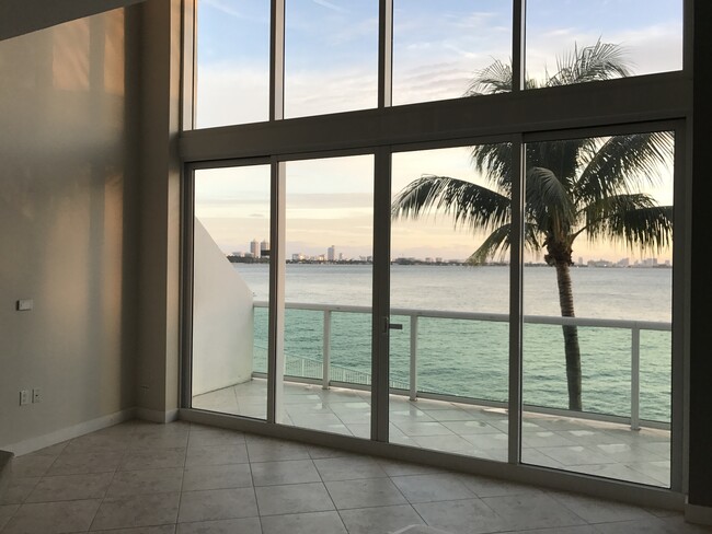 View - 2000 Bay Drive